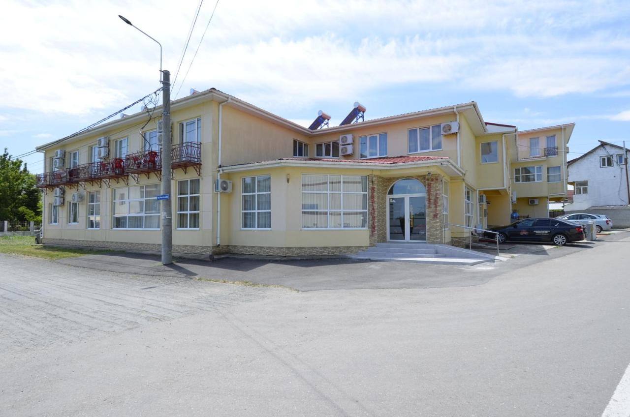 Hotel Intim Costinesti Bagian luar foto