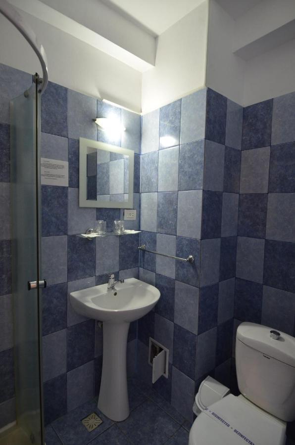 Hotel Intim Costinesti Bagian luar foto
